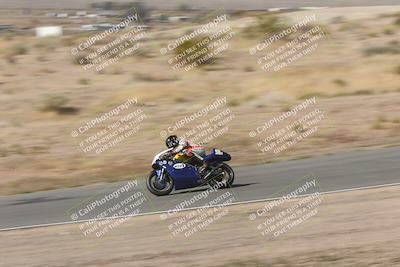 media/Apr-20-2025-AHRMA (Sun) [[393a79c373]]/Race/Group 11 early race/Turn 4b/